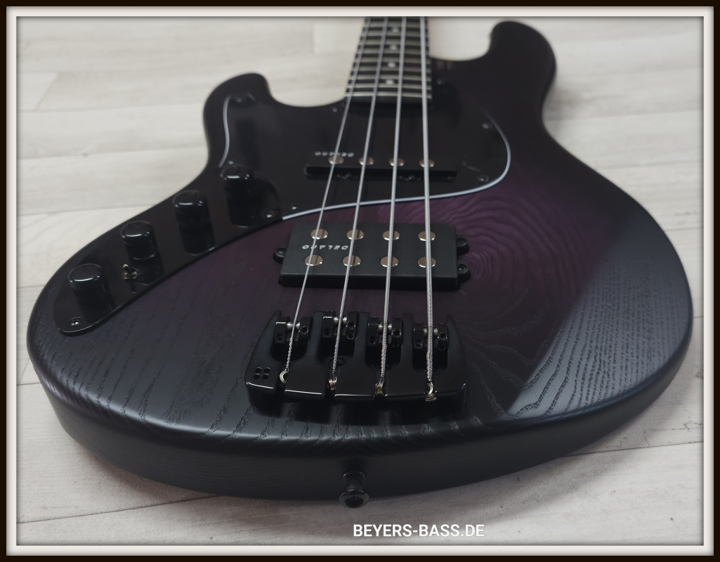 Sandberg California II TM4 Ebony, Open Pore Violetburst, Lefthand
